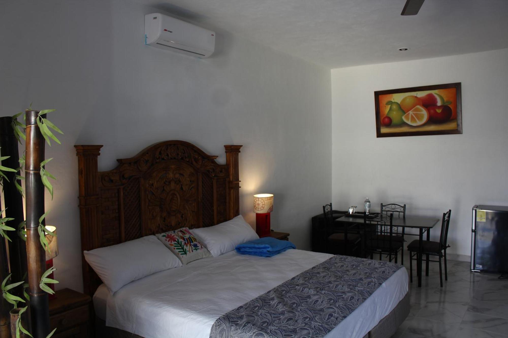 Hotel Casona Margot Valladolid  Esterno foto