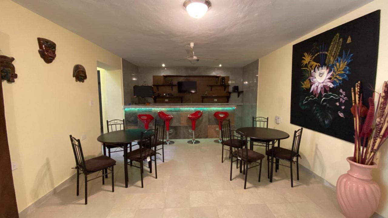 Hotel Casona Margot Valladolid  Esterno foto
