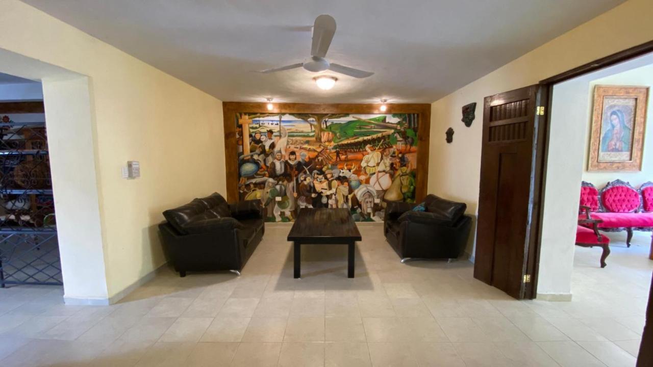 Hotel Casona Margot Valladolid  Esterno foto