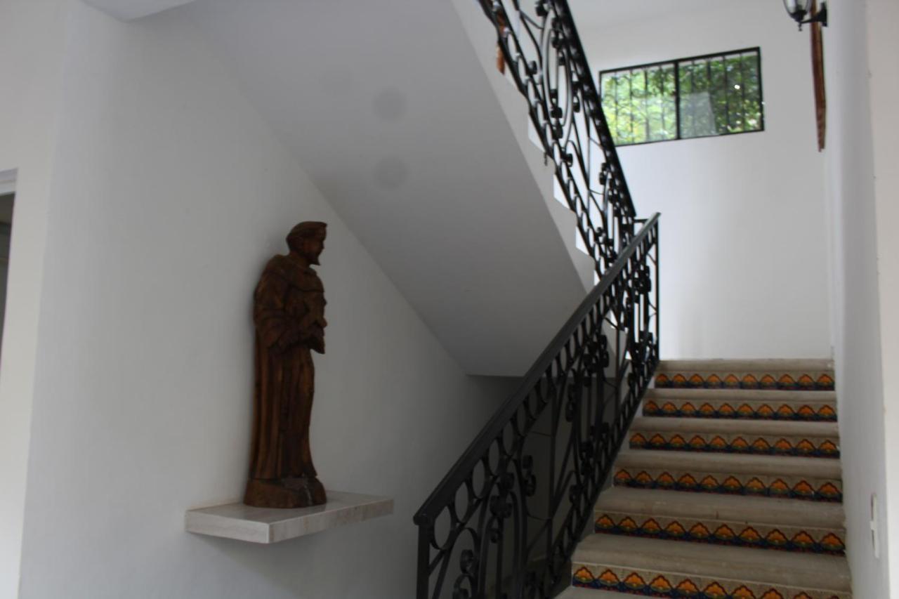 Hotel Casona Margot Valladolid  Esterno foto