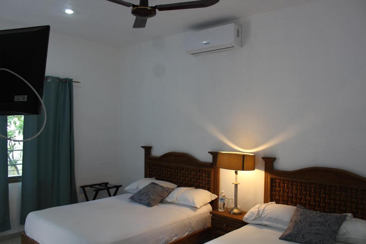 Hotel Casona Margot Valladolid  Esterno foto