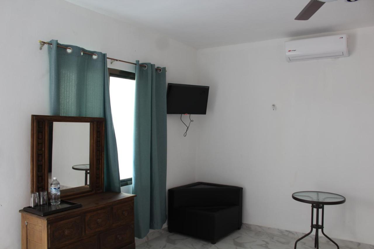 Hotel Casona Margot Valladolid  Esterno foto