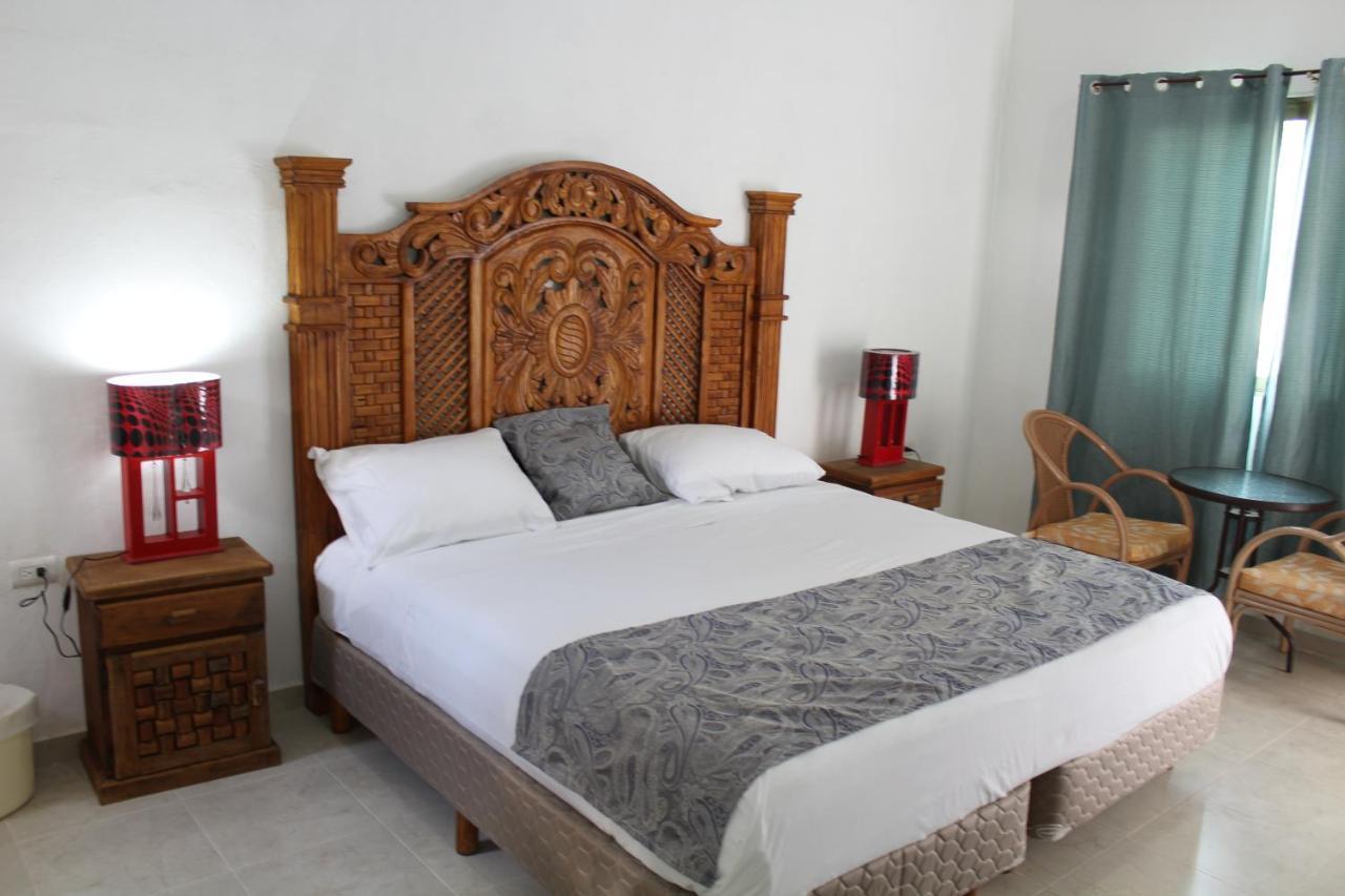 Hotel Casona Margot Valladolid  Esterno foto