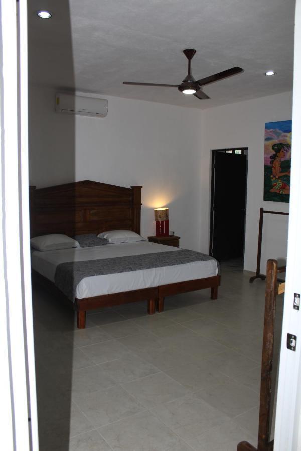 Hotel Casona Margot Valladolid  Esterno foto